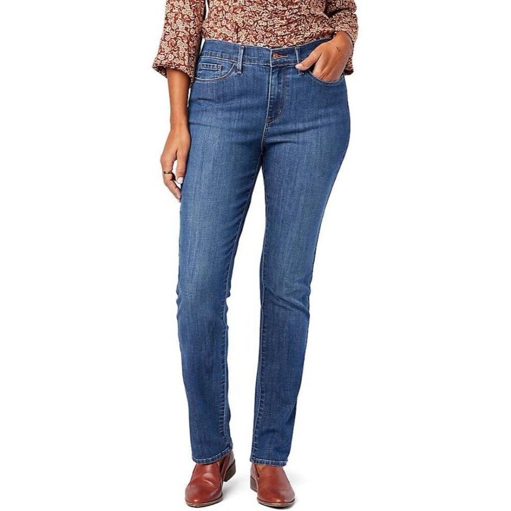 Women’s Classic Taper Jeans Stretch Denim Slim Fit Mid Rise Zipper Closure
